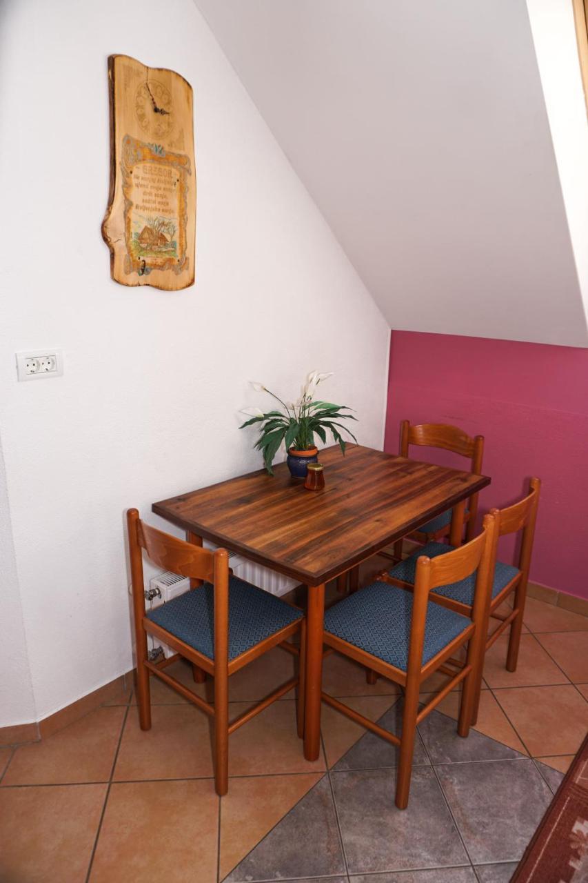 Apartment Ozebek Cerkno Extérieur photo