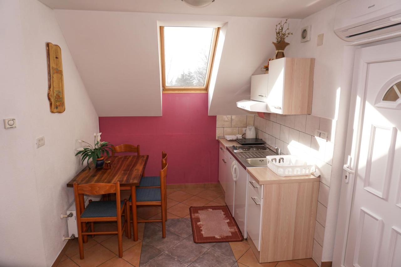 Apartment Ozebek Cerkno Extérieur photo