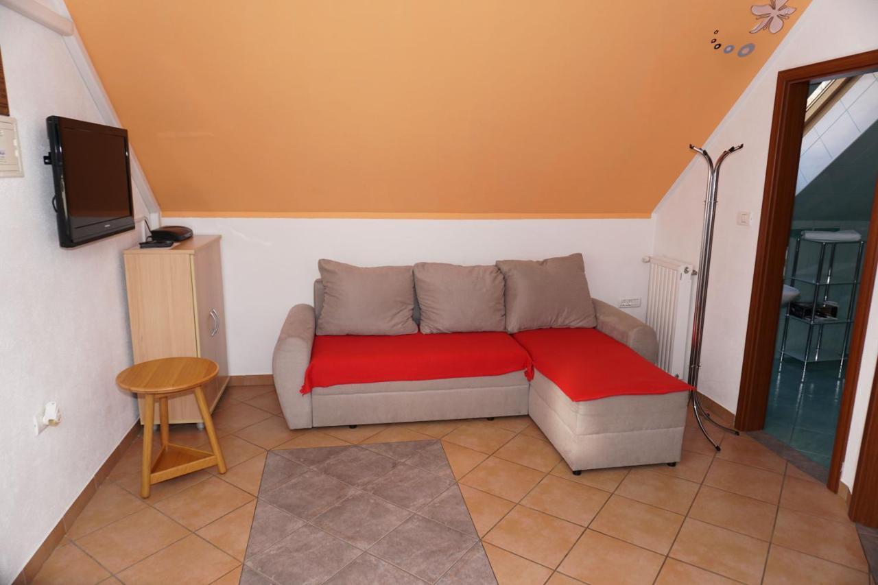 Apartment Ozebek Cerkno Extérieur photo
